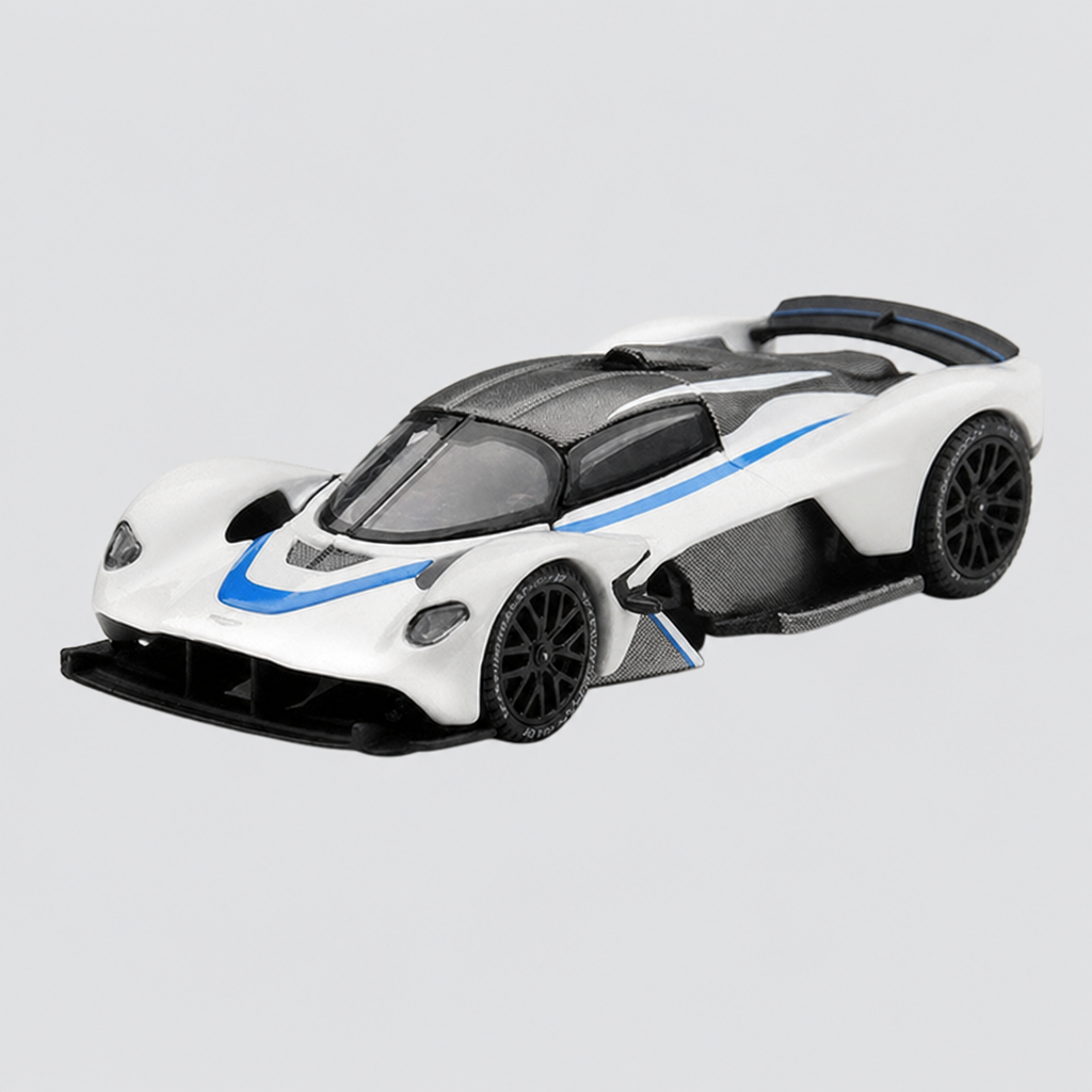 Aston Martin Valkyrie Branco 2021
