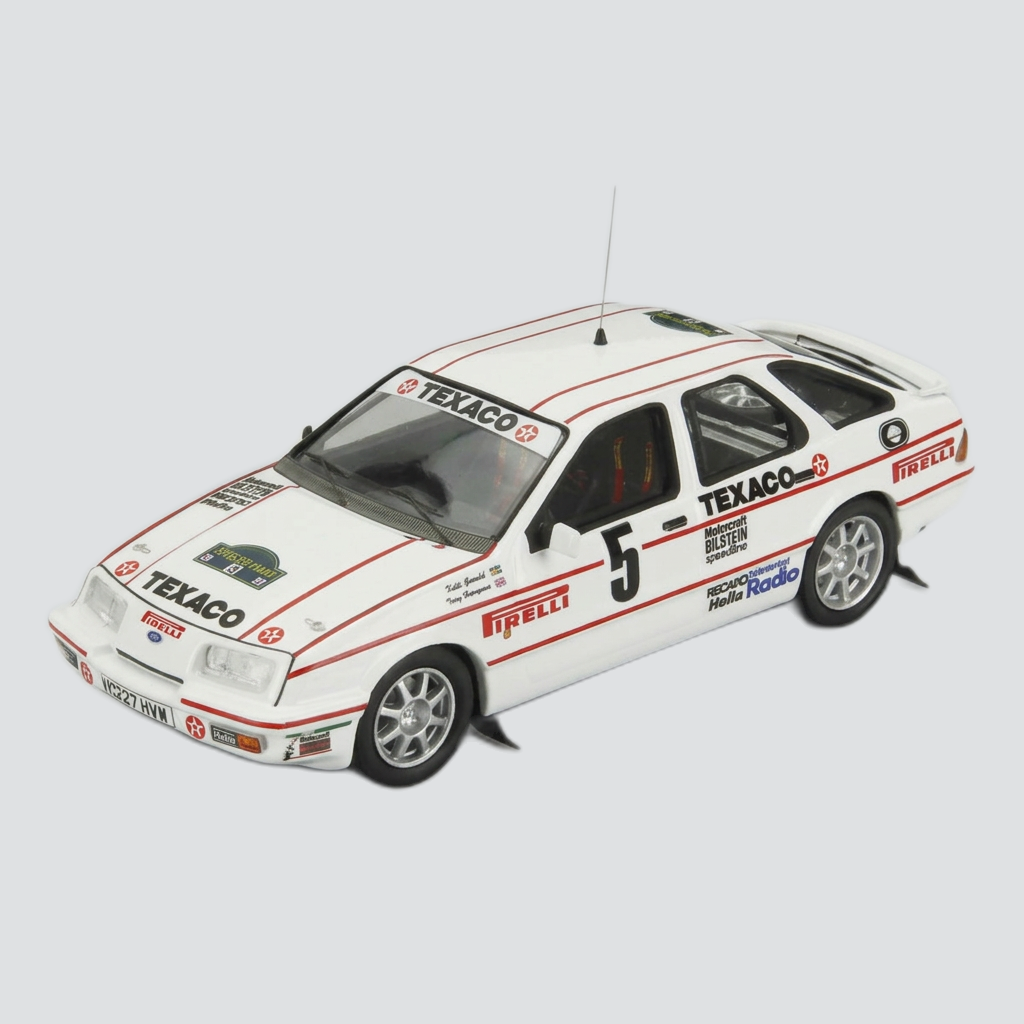 Ford Sierra XR 4x4 #5 Kalle Grundel / Terry Harryman Swedish Rally 1987 — vista frontal