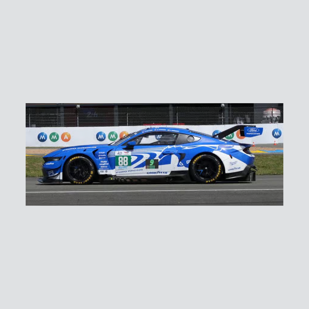 (89,90€-10%) Pré-encomenda Sinal 15€ - Ford Mustang LMGT3 No.88 - S. Gattuso – G. Levorato – L. Sargeant - Le Mans 24H 2026