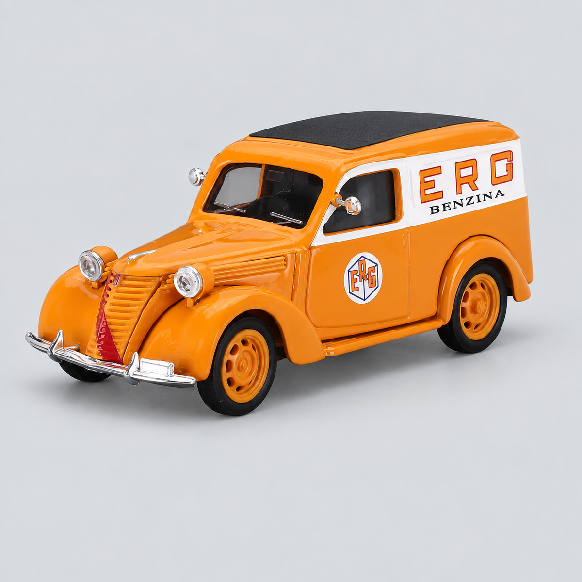 1/43 BRUMM - FIAT - 1100 VAN FURGONE ERG 1950 — vista frontal