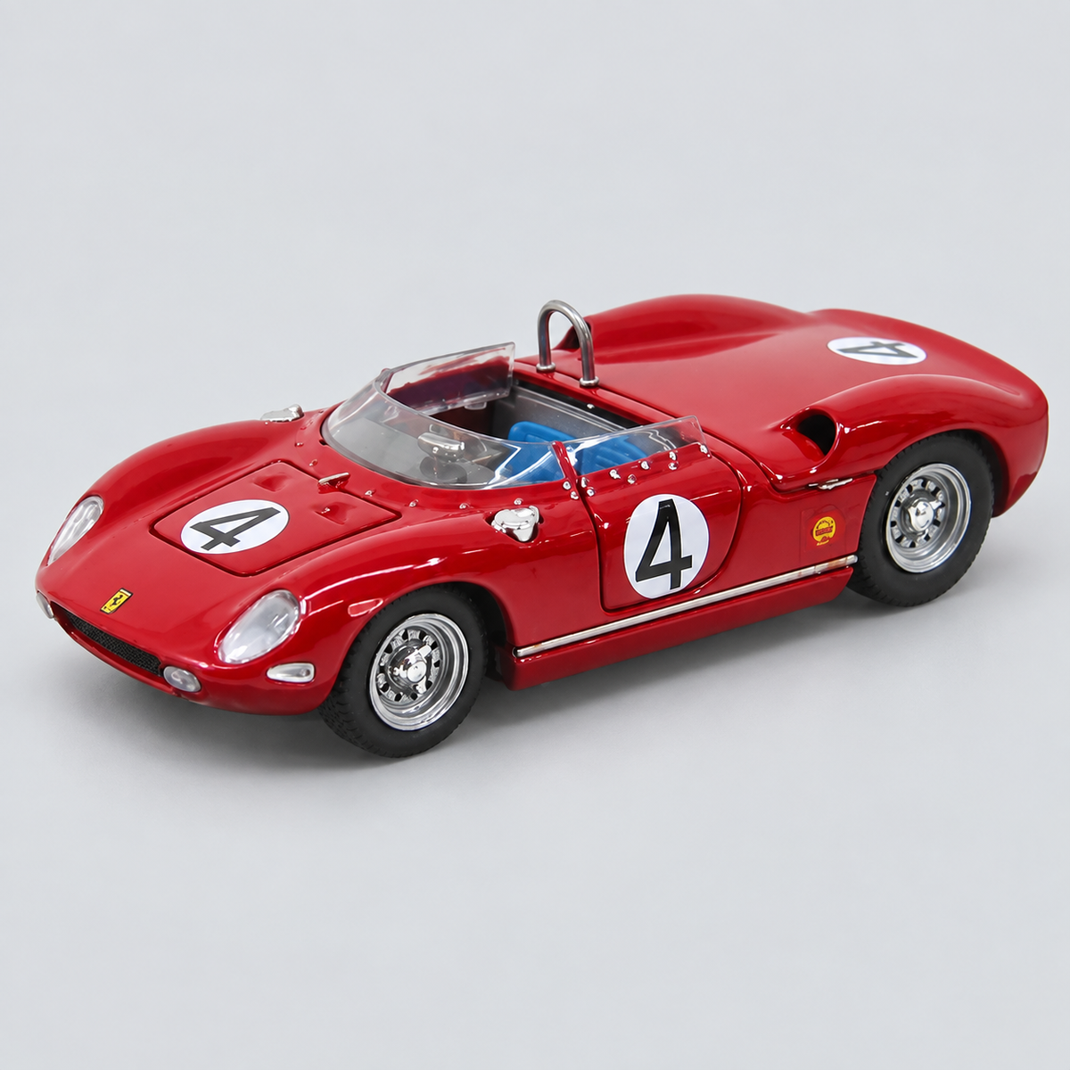 1/43 ART-MODEL - FERRARI - 250P N 4 MONSPORT 1963 SURTEES — vista frontal
