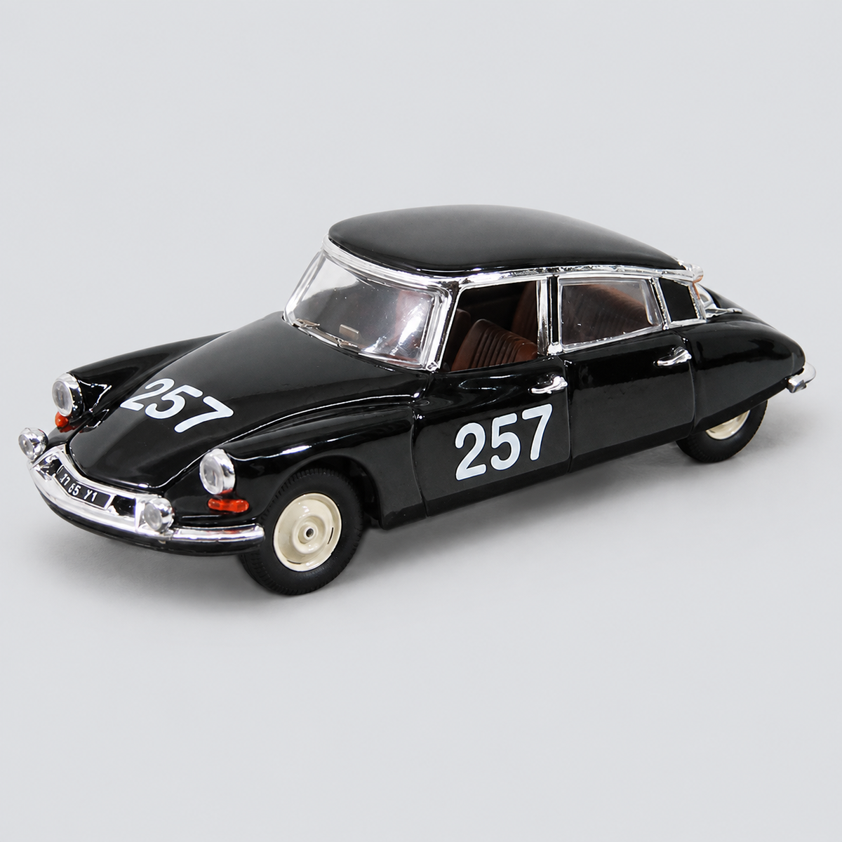 Citroën DS19 #257 - About / Bourillot - Mille Miglia 1957