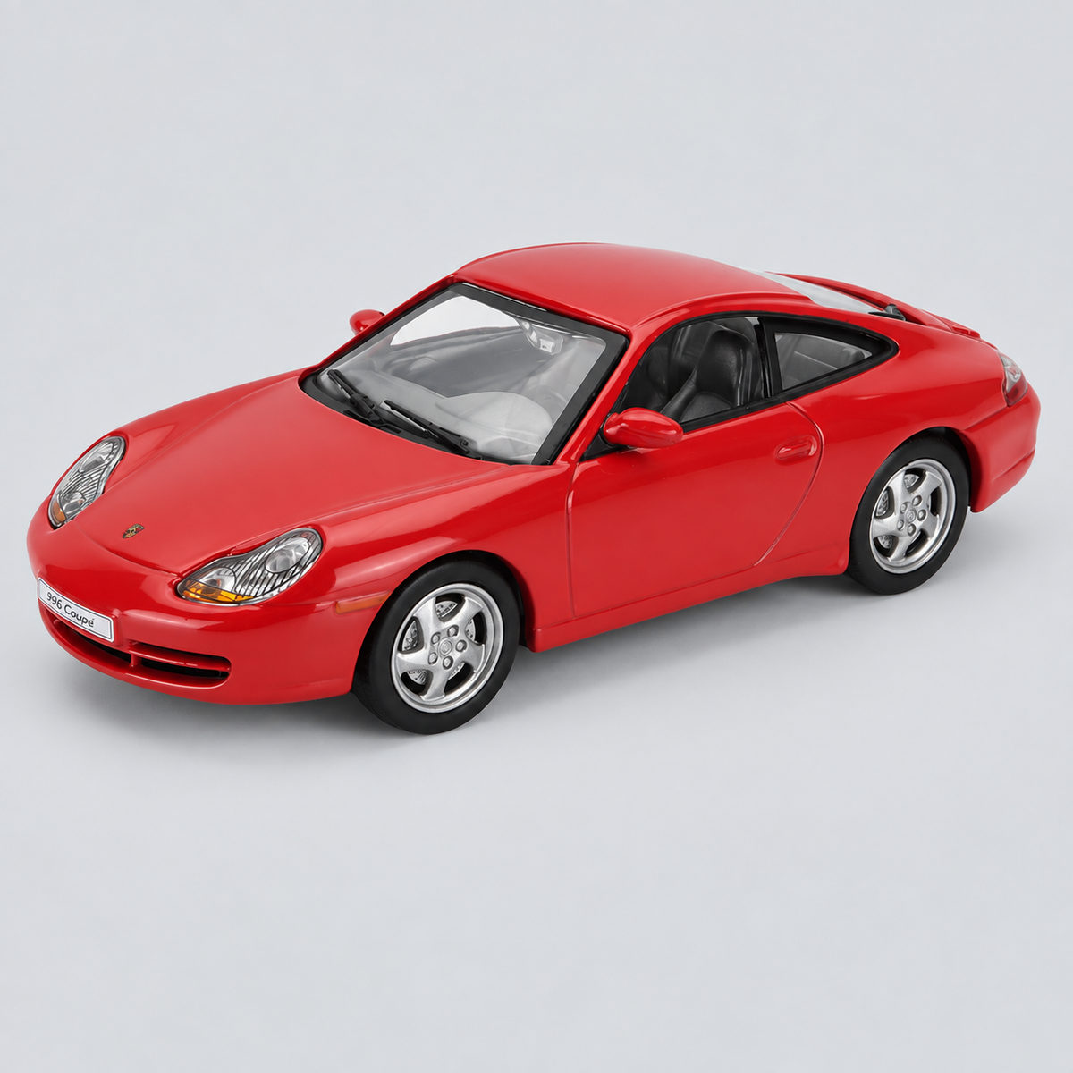 1/43 EDICOLA - PORSCHE - 911 996 CARRERA COUPE 1997 — vista frontal