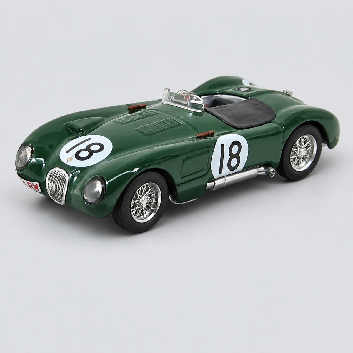 1/43 BRUMM - JAGUAR - XK120 C-TYPE SPIDER 3.4L TEAM JAGUAR CARS LTD N 18 WINNER 24h LE MANS 1953 TONY ROLT - DUNCAN HAMILTON — vista frontal
