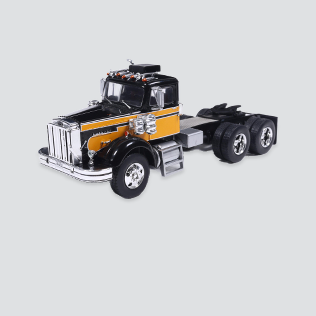 IXO, Autocar A64, schwarz/orange, 1965, 1:43